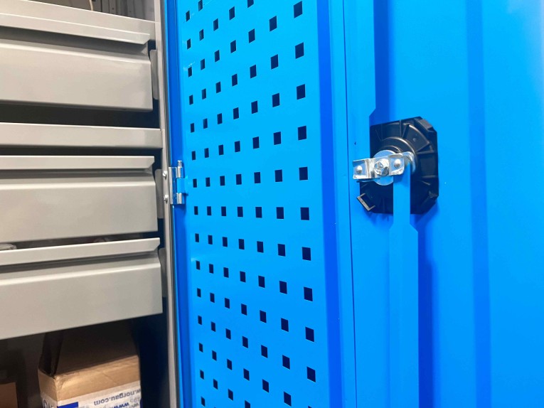 Шкаф инструментальный TNC 100.B2.S2 купить в Котласе Шкаф инструментальный TNC 100.B2.S2 купить в Котласе