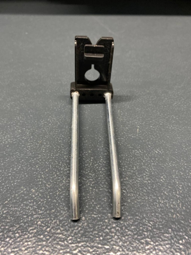 Крючок двойной 100 мм купить в Котласе