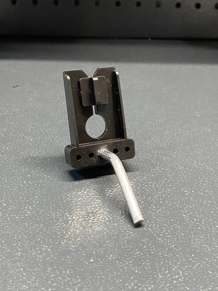 Крючок наклонный 50 мм купить в Котласе Крючок наклонный 50 мм купить в Котласе