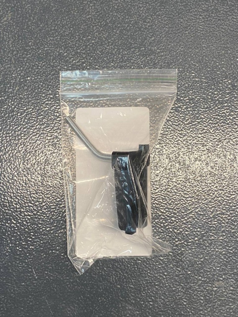 Крючок наклонный 50 мм купить в Котласе Крючок наклонный 50 мм купить в Котласе