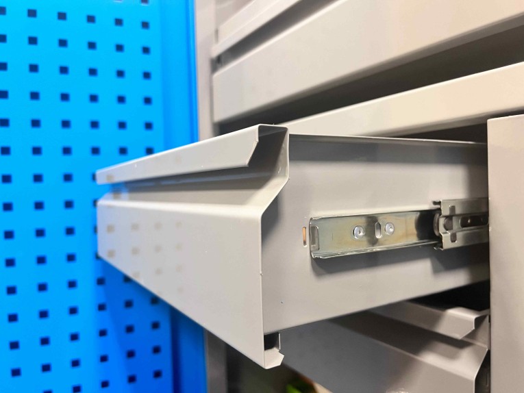 Шкаф инструментальный TNC 182.6B.6S купить в Котласе Шкаф инструментальный TNC 182.6B.6S купить в Котласе