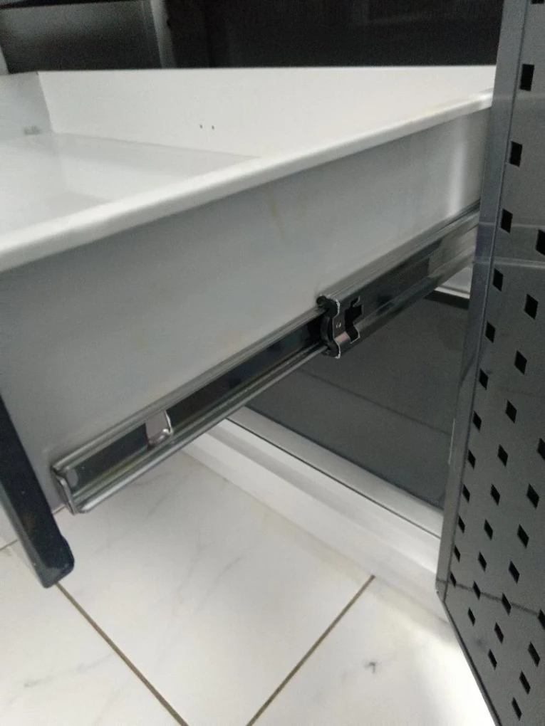 Шкаф инструментальный FBK 20 PR.B3.1S купить в Котласе Шкаф инструментальный FBK 20 PR.B3.1S купить в Котласе